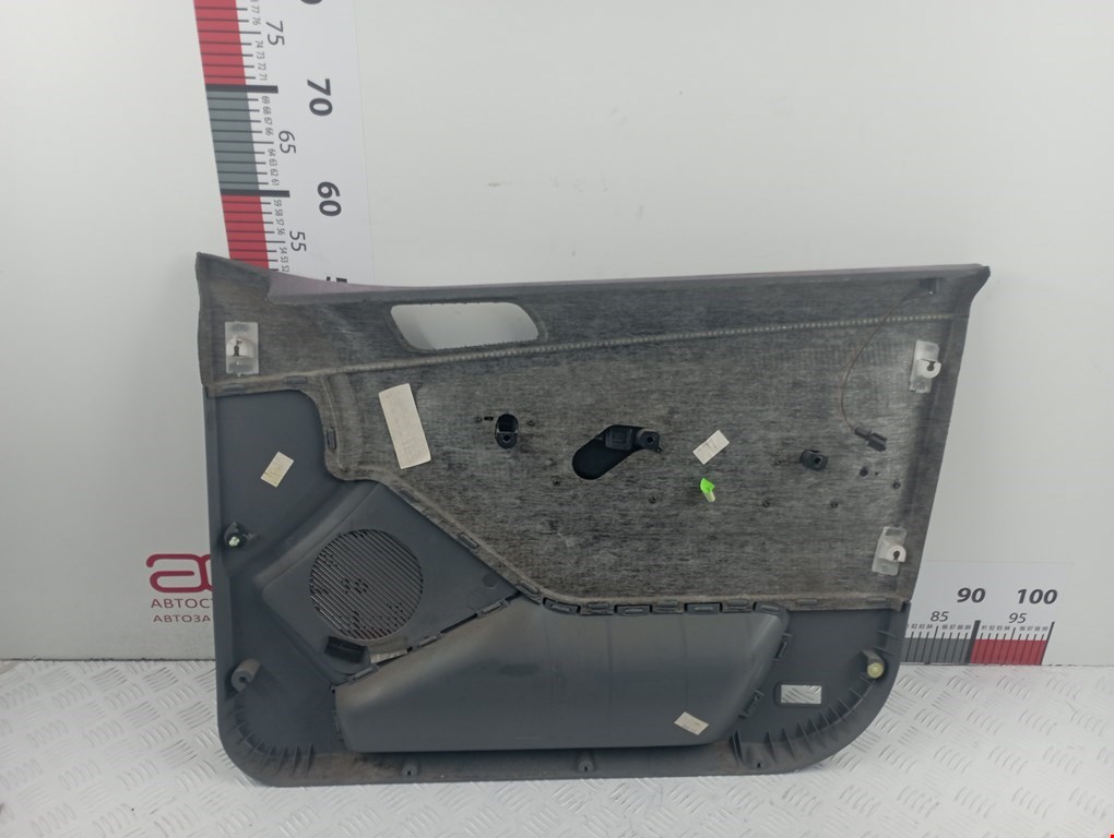 Обшивка двери передняя левая SKODA Fabia MK1 1999-2006