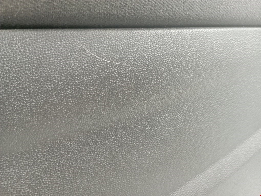 Обшивка двери передняя правая OPEL Corsa D 2006-2014