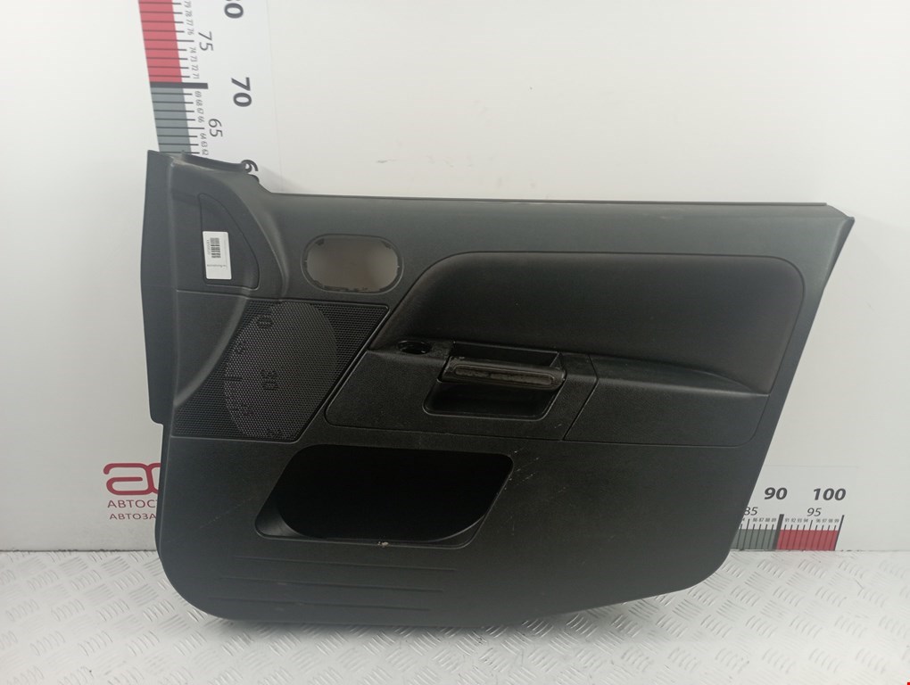 Обшивка двери передняя правая FORD Fusion 2002-2012