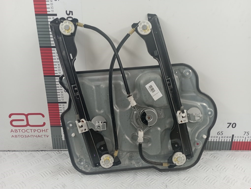 Стеклоподъемник задний правый NISSAN Qashqai J10 2006-2013