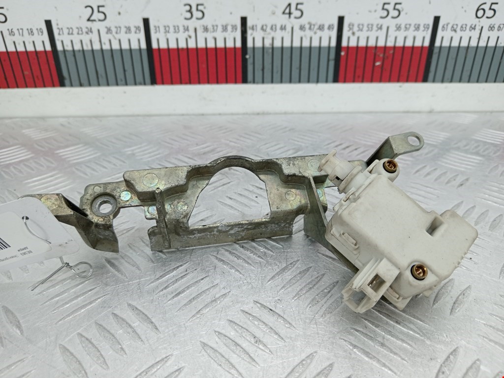 Активатор замка багажника VOLKSWAGEN Polo IV 2001-2009