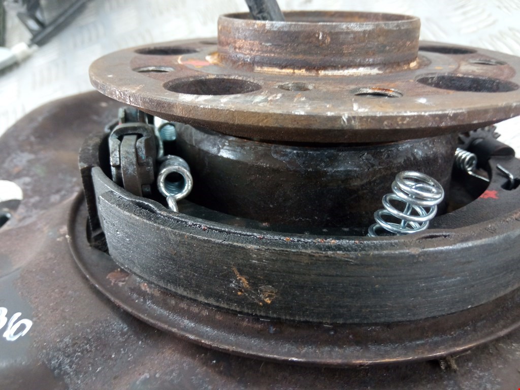 Ступица задняя правая MERCEDES-BENZ C-Class C-klasse W202 1993-2000