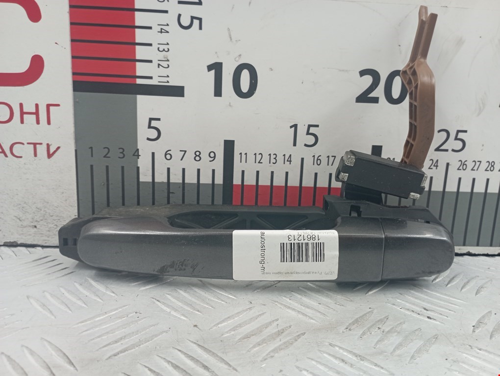 Ручка двери задней наружная левая TOYOTA Auris E150 2006-2012