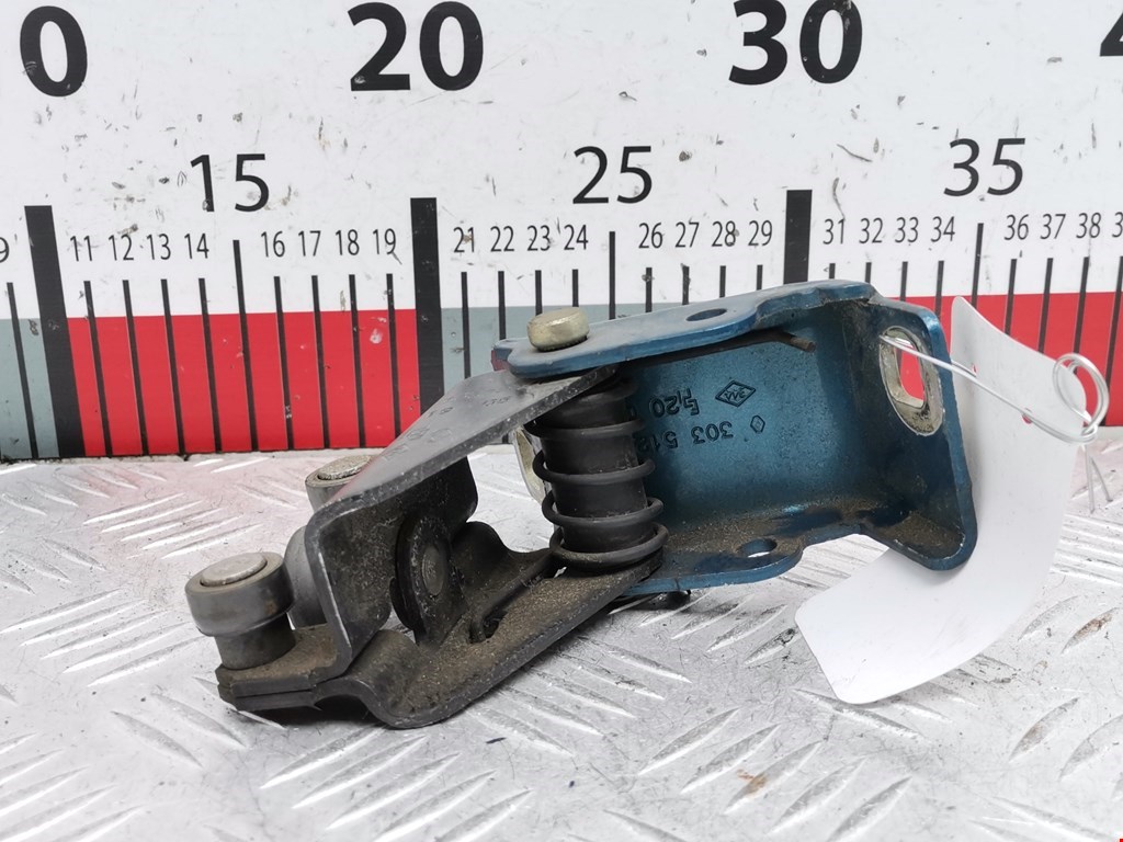 Ролик двери сдвижной (левый/правый средний верхний/нижний) RENAULT Kangoo 1997-2008