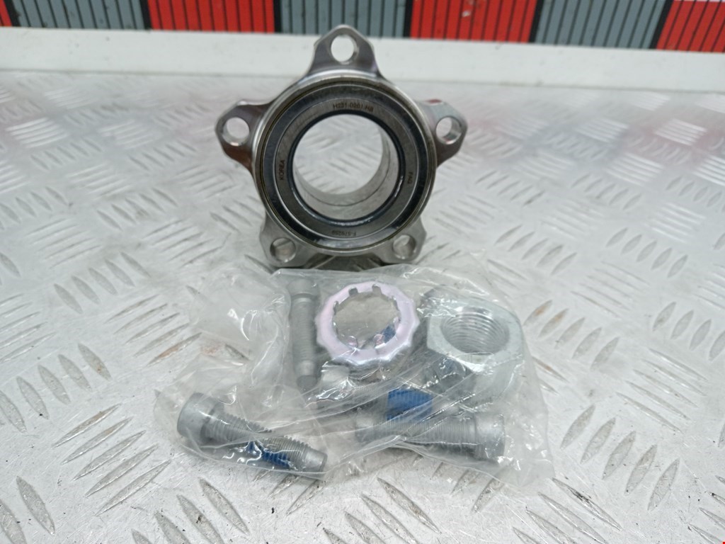 Ступица передняя левая FORD Transit 2000-2006