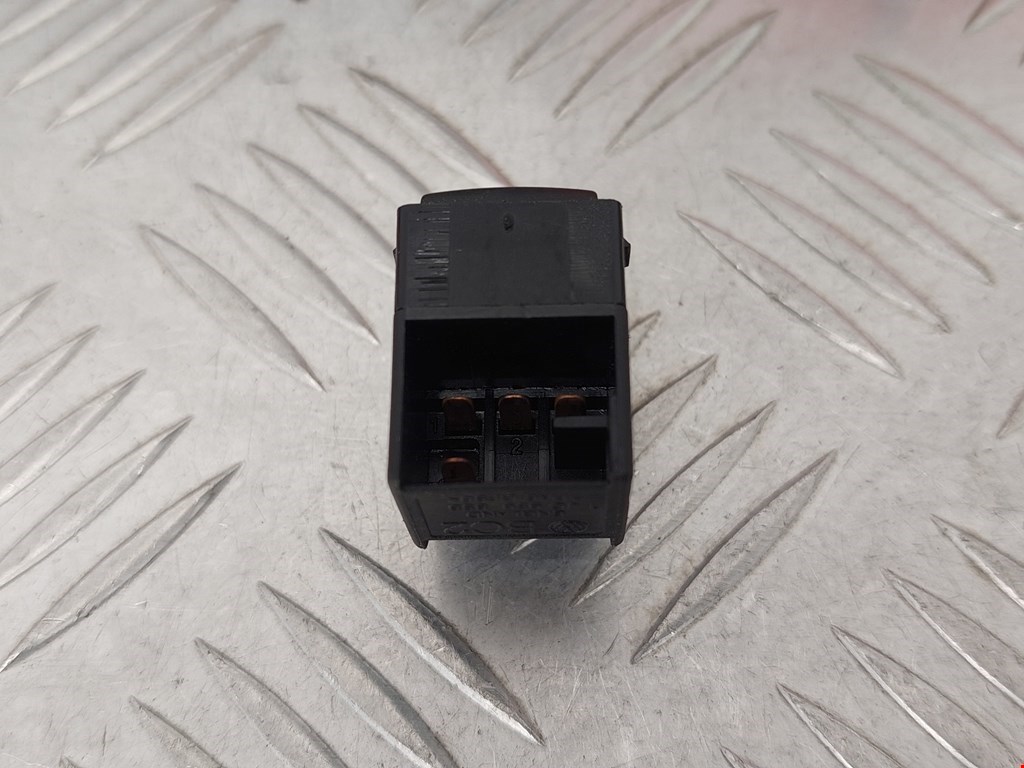 Кнопка стеклоподъемника VOLKSWAGEN Passat B5 1997-2005