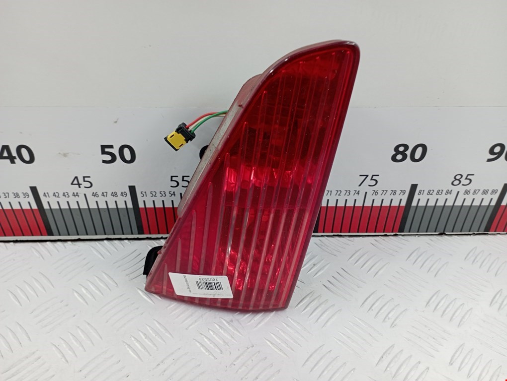 Фонарь задний внутренний левый PEUGEOT 607 2000-2010
