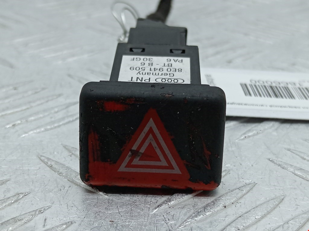 Кнопка аварийной сигнализации (аварийки) AUDI A4 B6 2001-2005