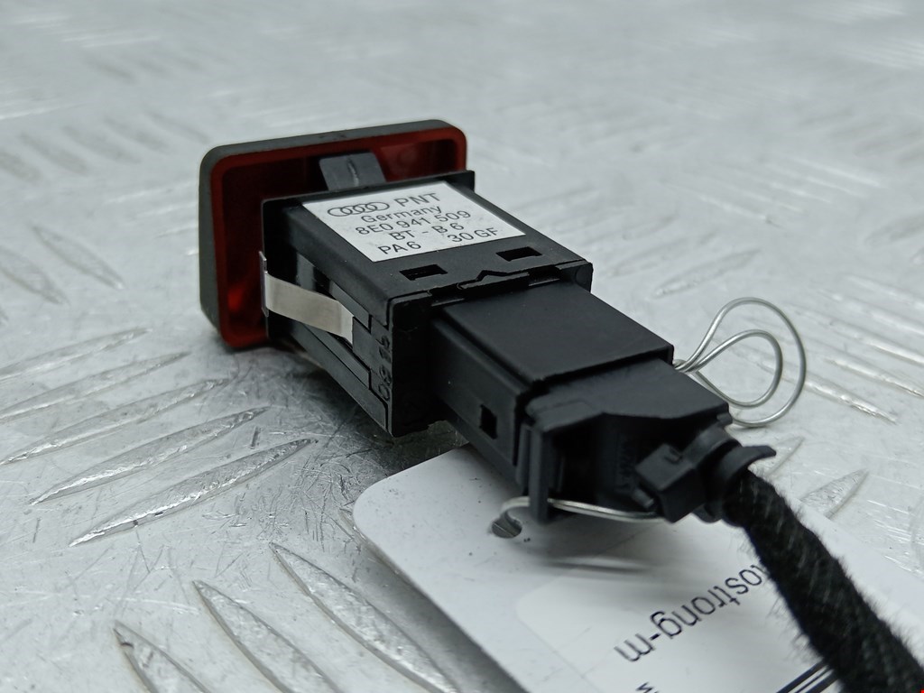 Кнопка аварийной сигнализации (аварийки) AUDI A4 B6 2001-2005