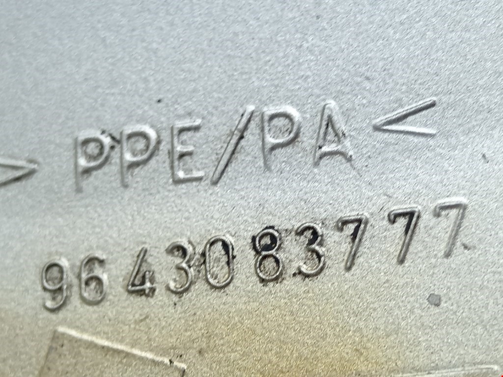 Лючок бензобака PEUGEOT 307 2001-2008