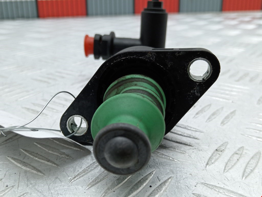 Цилиндр сцепления рабочий VOLKSWAGEN Polo IV 2001-2009