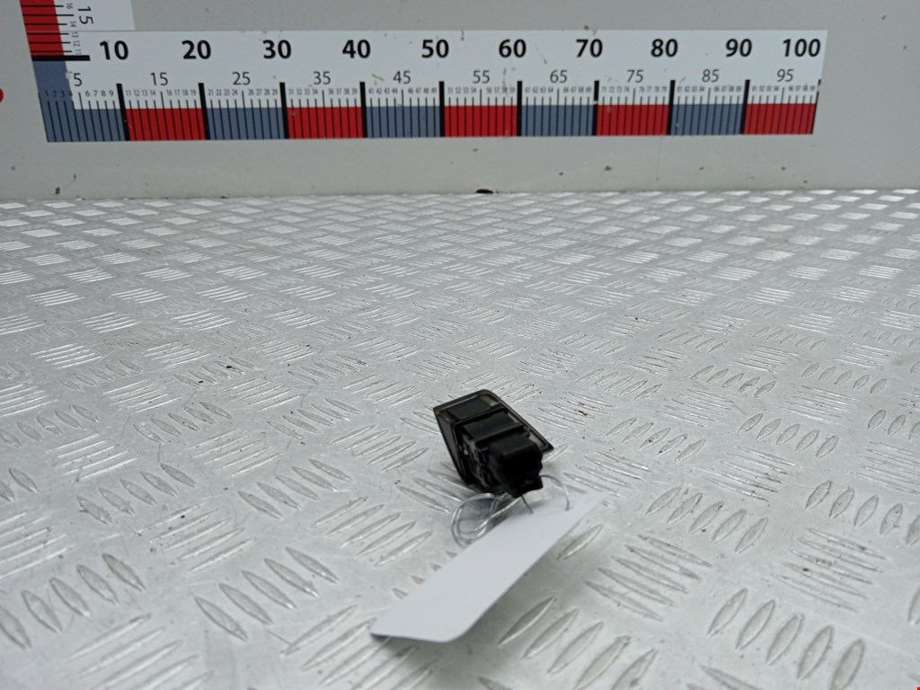 Кнопка центрального замка PEUGEOT 307 2001-2008