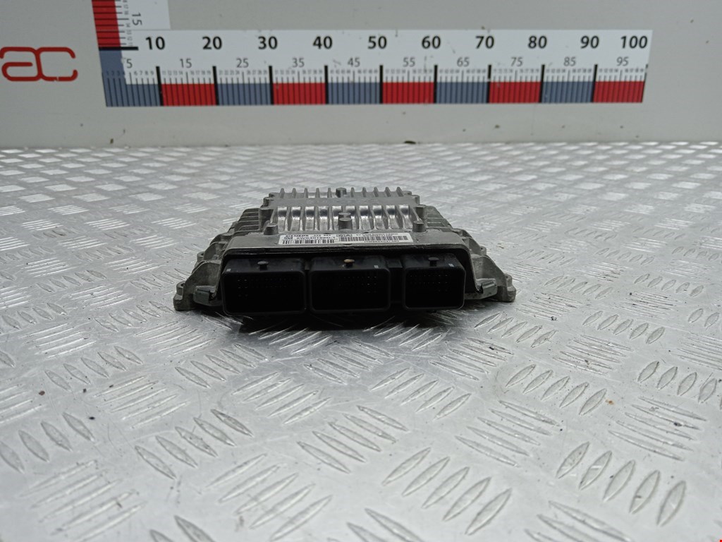 Блок управления двигателя (ЭБУ) CITROEN C5 I 2001-2008