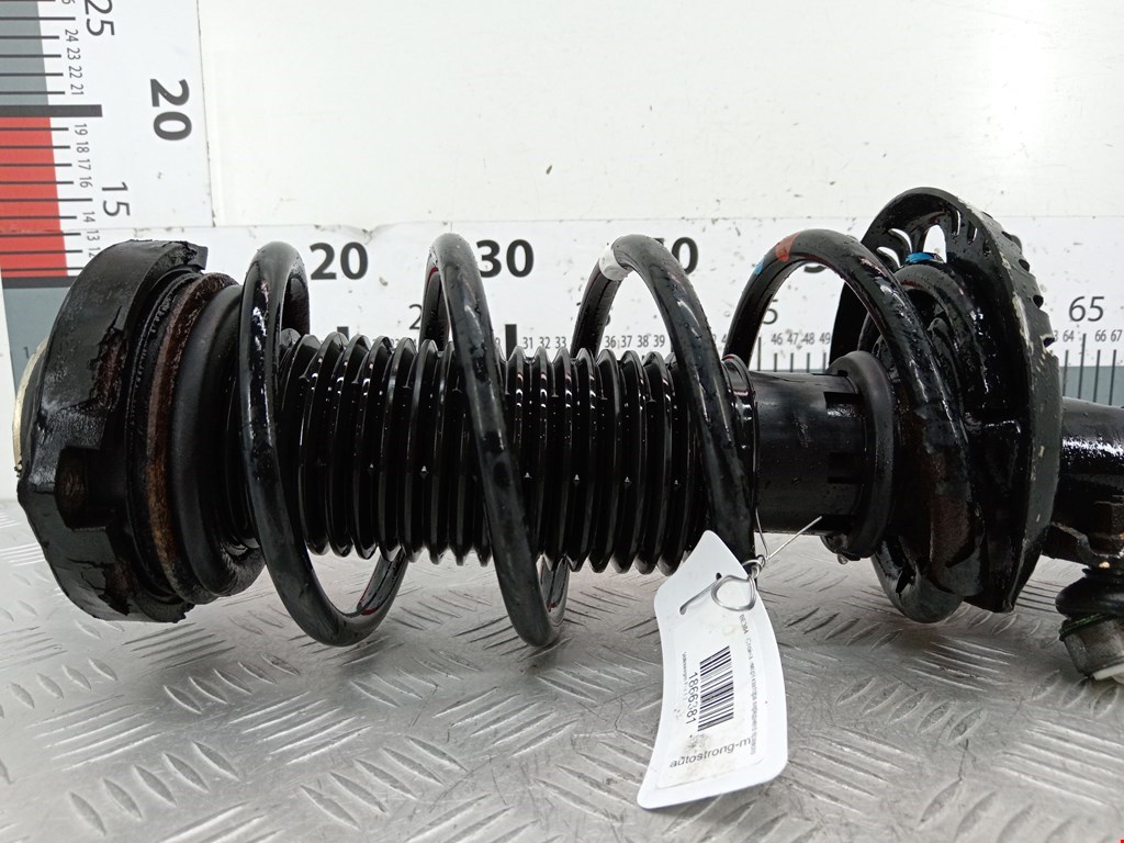 Амортизатор передний правый VOLKSWAGEN Fox 2005-2011