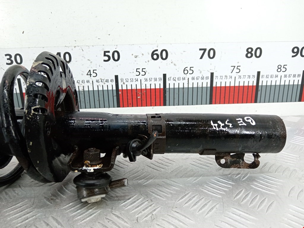 Амортизатор передний правый VOLKSWAGEN Fox 2005-2011