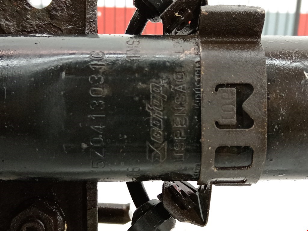 Амортизатор передний правый VOLKSWAGEN Fox 2005-2011