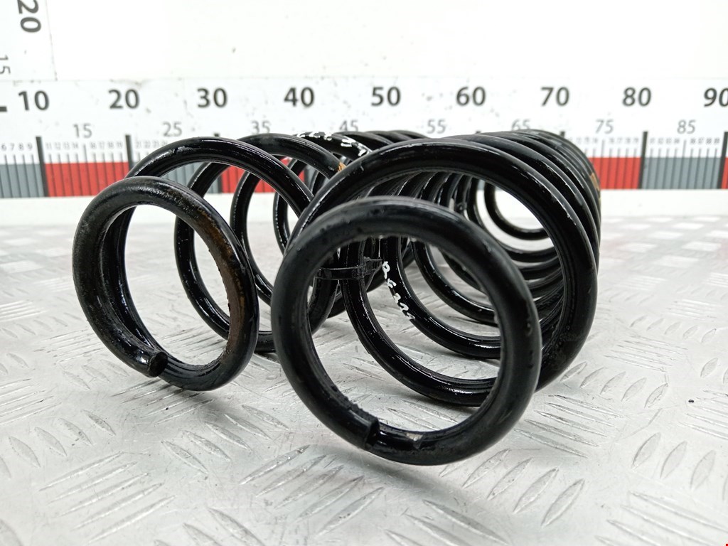 Пружина задняя левая/правая SEAT Cordoba 2002-2009