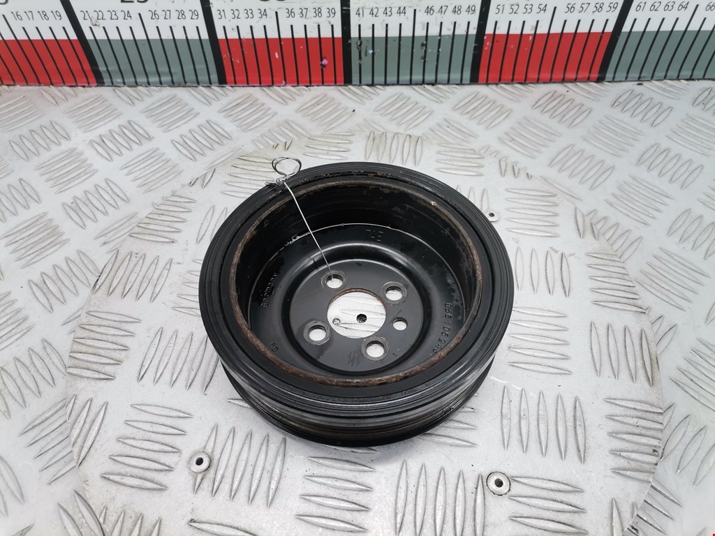 Шестерня коленвала (шкив) VOLKSWAGEN Passat B6 2005-2011