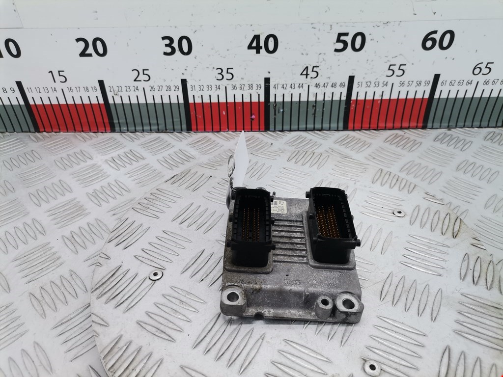 Блок управления двигателя (ЭБУ) FIAT Grande Punto 2005-2009