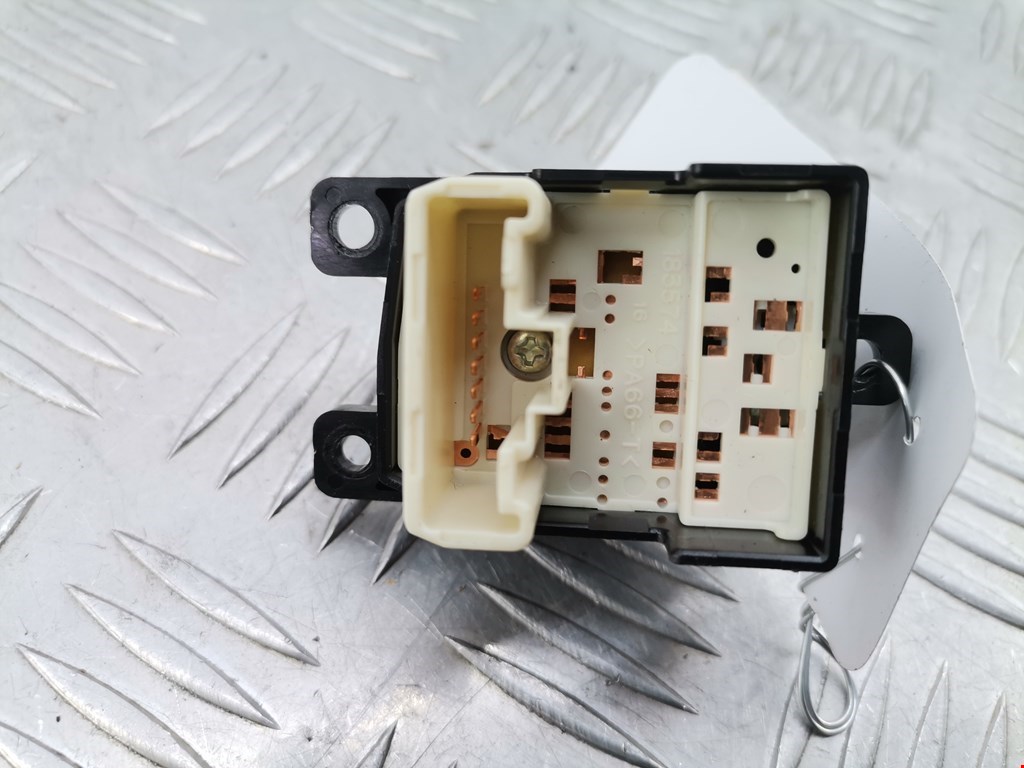 Блок управления зеркалами MAZDA Mazda 6 GG 2000-2007