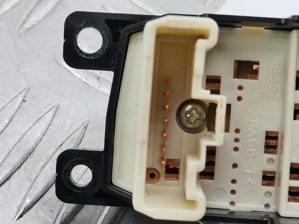 Блок управления зеркалами MAZDA Mazda 6 GG 2000-2007