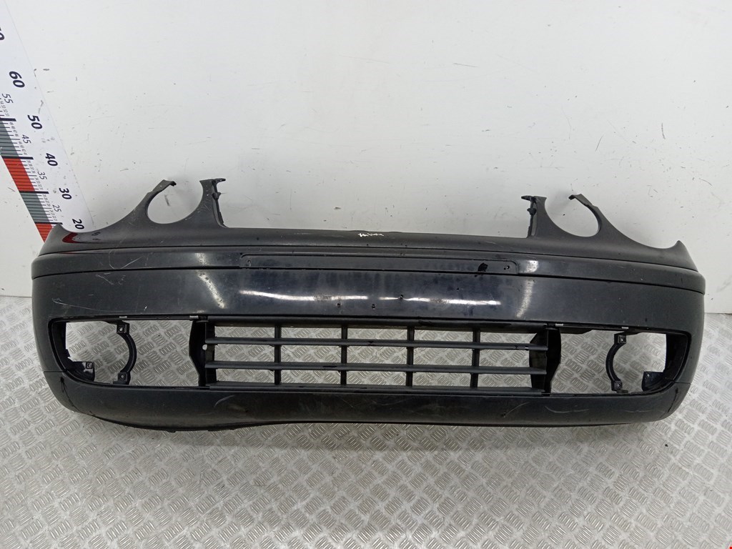 Бампер передний VOLKSWAGEN Polo IV 2001-2009