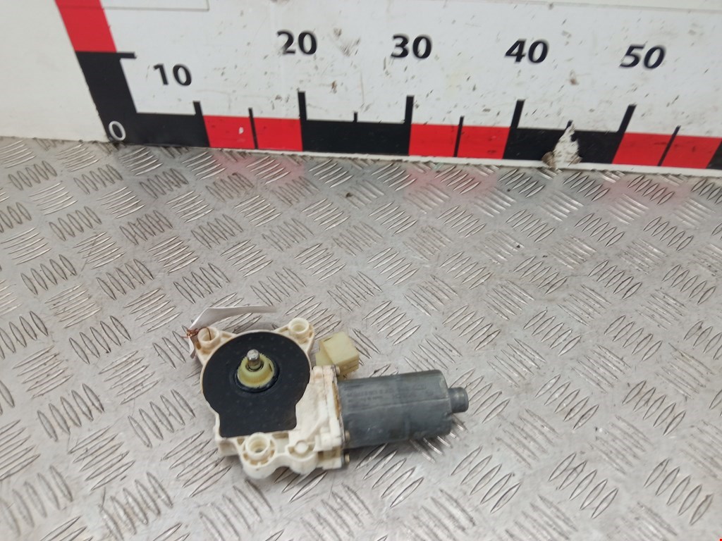 Моторчик (двигатель) стеклоподъемника MERCEDES-BENZ E-Class W211, S211 2002-2009