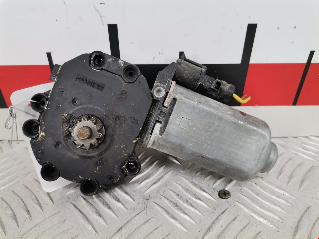 Моторчик (двигатель) стеклоподъемника RENAULT Laguna 1993-2000