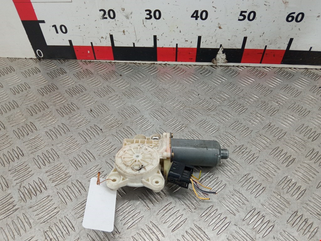 Моторчик (двигатель) стеклоподъемника MERCEDES-BENZ Vaneo 2001-2005