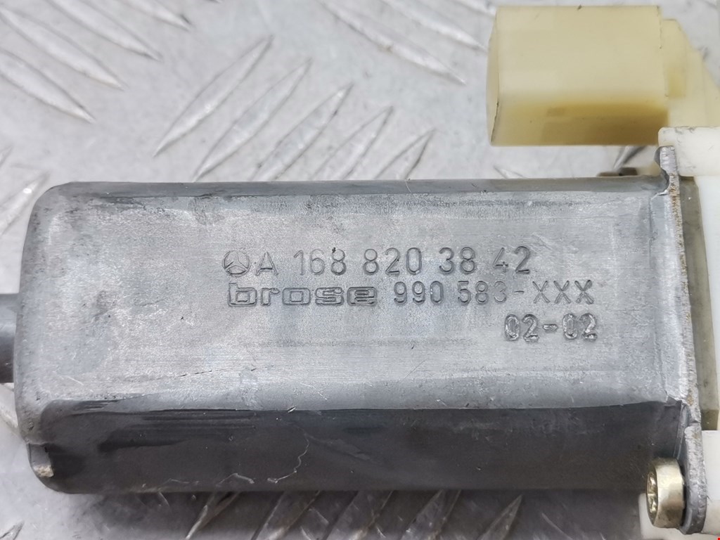 Моторчик (двигатель) стеклоподъемника MERCEDES-BENZ A-Class W168 1997-2004