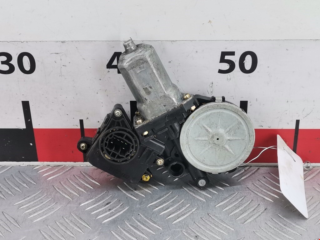 Моторчик (двигатель) стеклоподъемника TOYOTA Corolla Verso E121 AR10 2001-2009