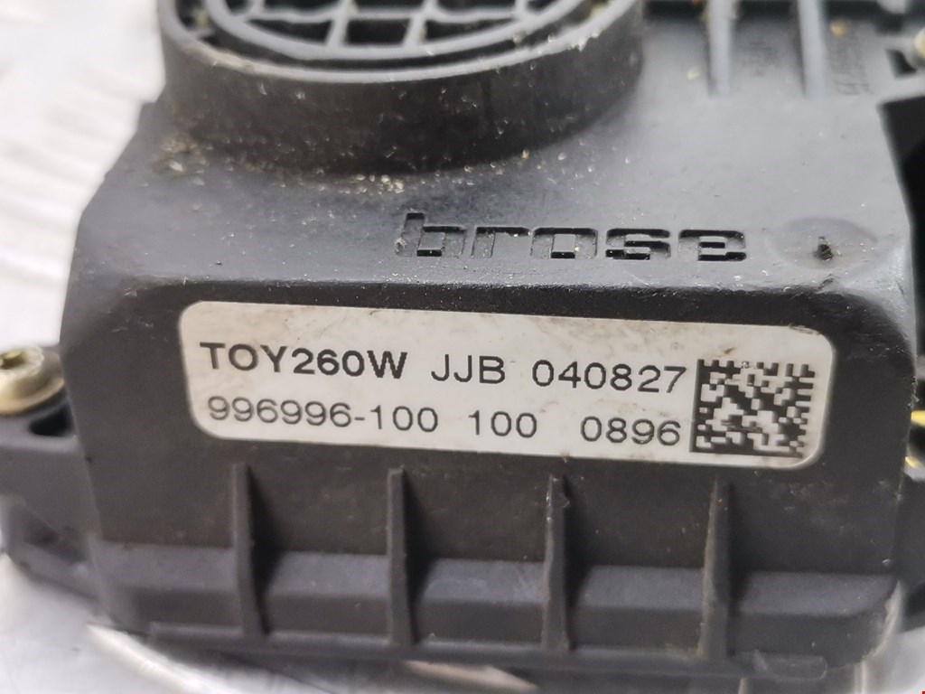 Моторчик (двигатель) стеклоподъемника TOYOTA Corolla Verso E121 AR10 2001-2009