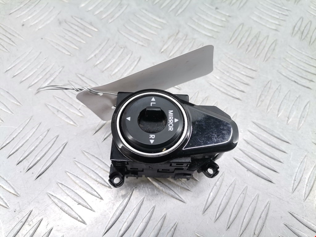 Блок управления зеркалами HYUNDAI i40 2011-2019