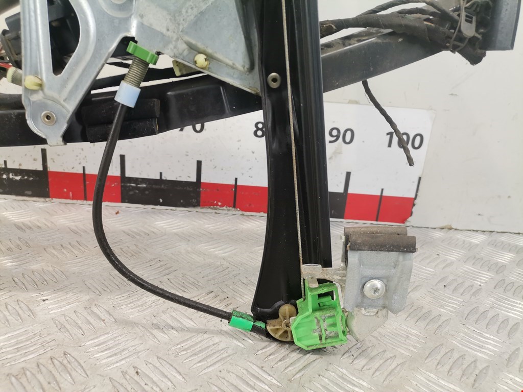 Стеклоподъемник передний правый AUDI A4 B5 1995-2001