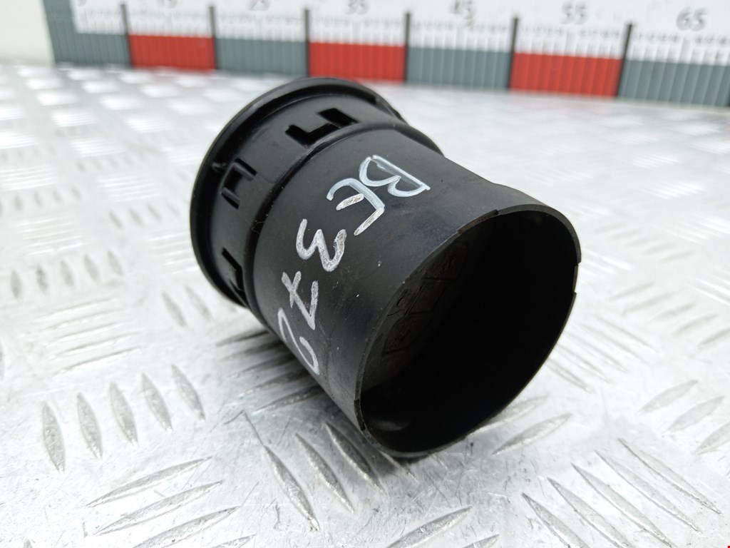 Дефлектор воздушный IVECO Daily III 1999-2006