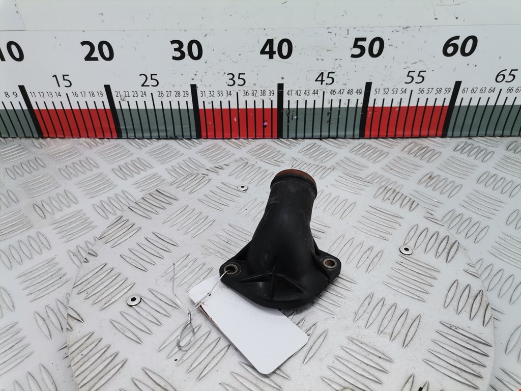 Корпус термостата AUDI A4 B5 1995-2001