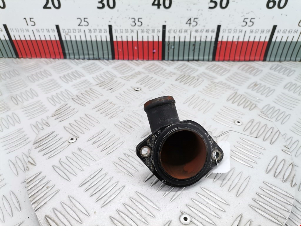 Корпус термостата AUDI A4 B5 1995-2001