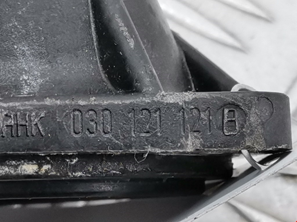 Корпус термостата AUDI A4 B5 1995-2001