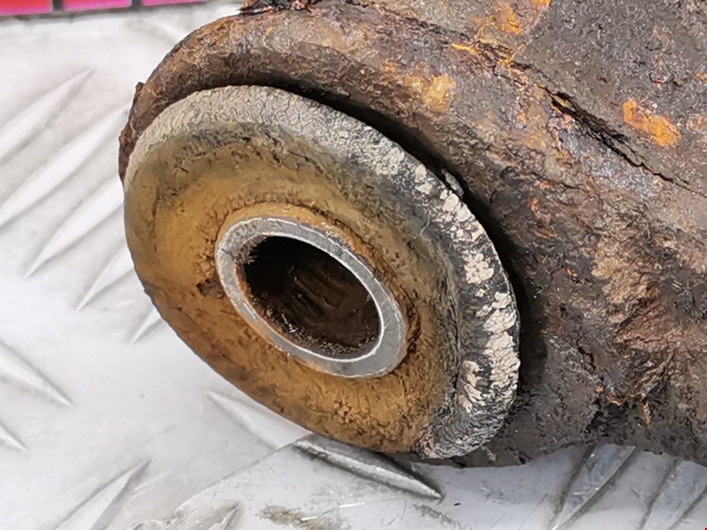 Рычаг передний правый FORD Galaxy 1995-2005