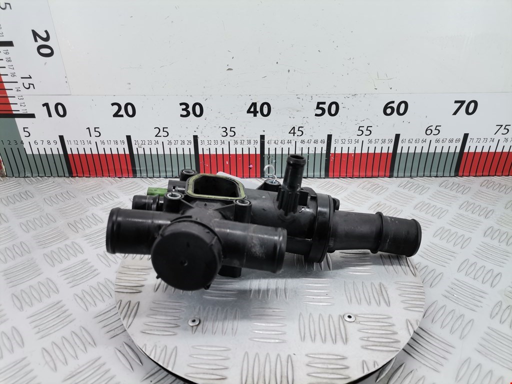 Корпус термостата FORD Kuga 2008-2012