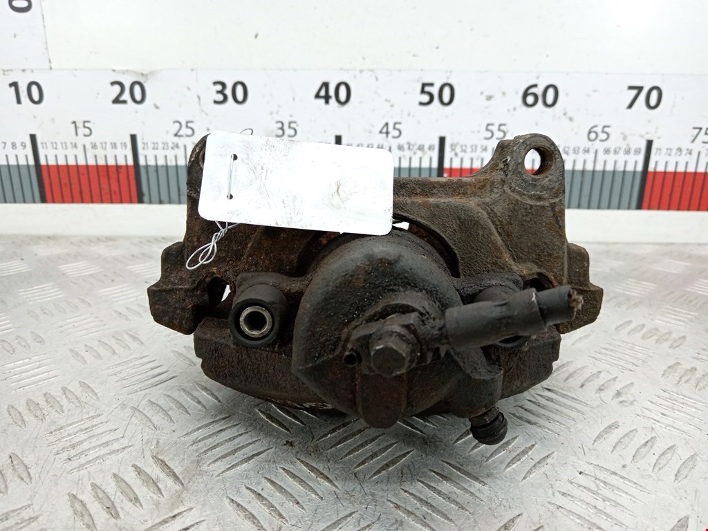 Суппорт передний левый VOLKSWAGEN Passat B6 2005-2011