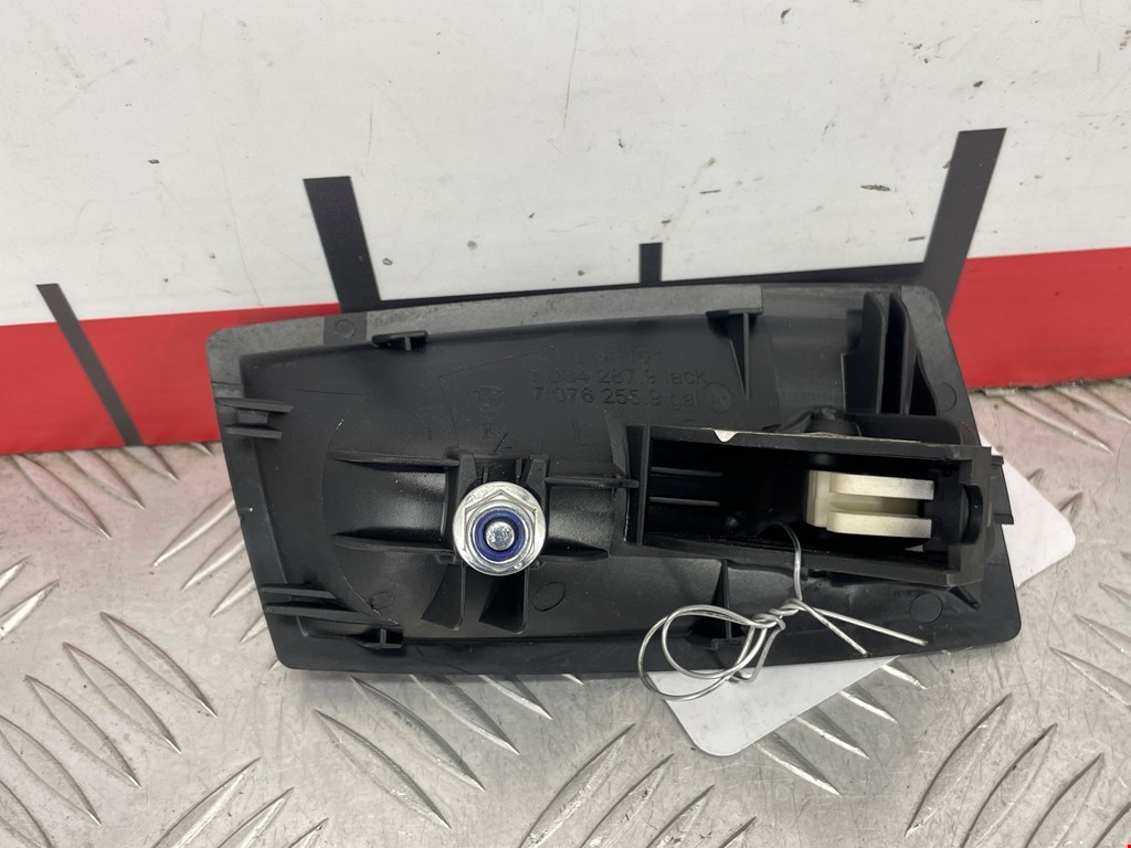 Ручка дверная задняя внутренняя левая BMW 5er 5 серия E60/E61 2003-2010