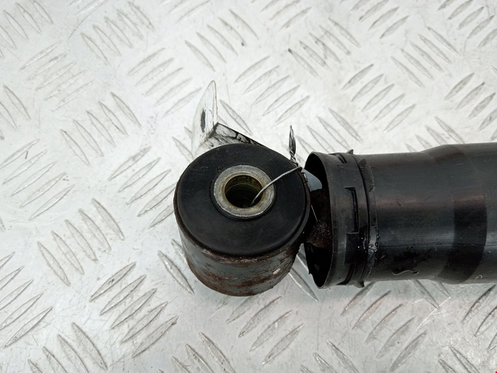 Амортизатор задний правый RENAULT Trafic II 2001-2014