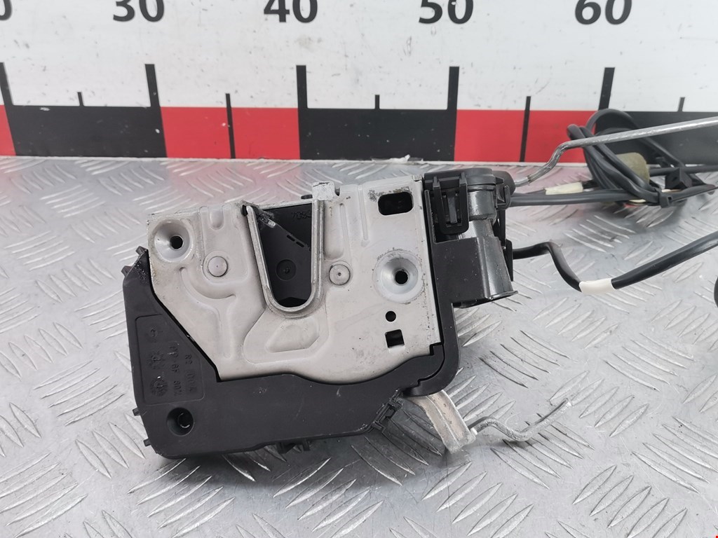 Замок двери передней правой MERCEDES-BENZ CLS-Class C219 2004-2010