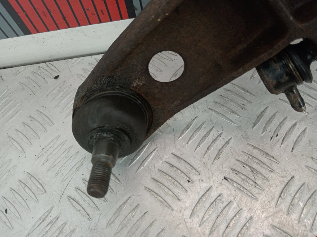 Рычаг передний левый KIA Joice 1999-2003