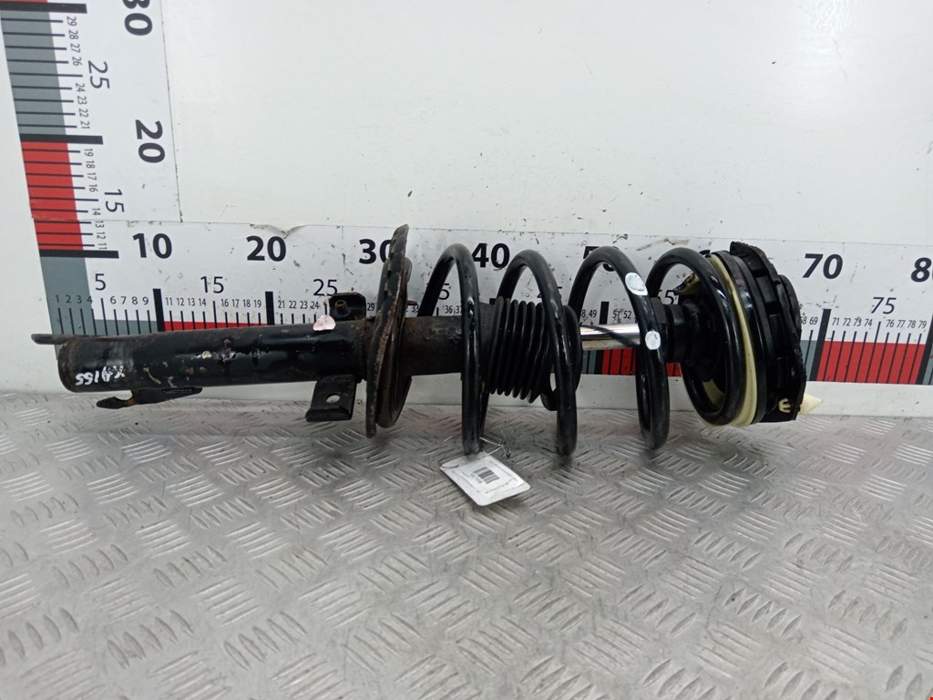 Стойка амортизатора переднего правого Renault Megane 2 (2002-2009)