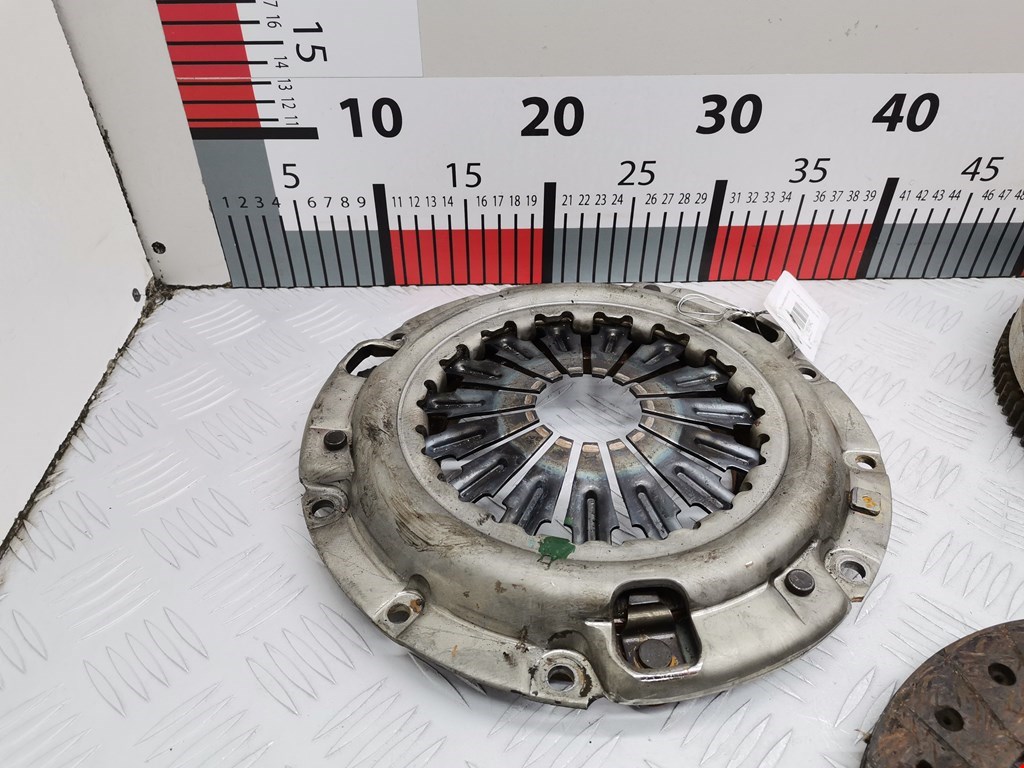 Маховик (демпфер сцепления) MAZDA Premacy CP 1999-2004