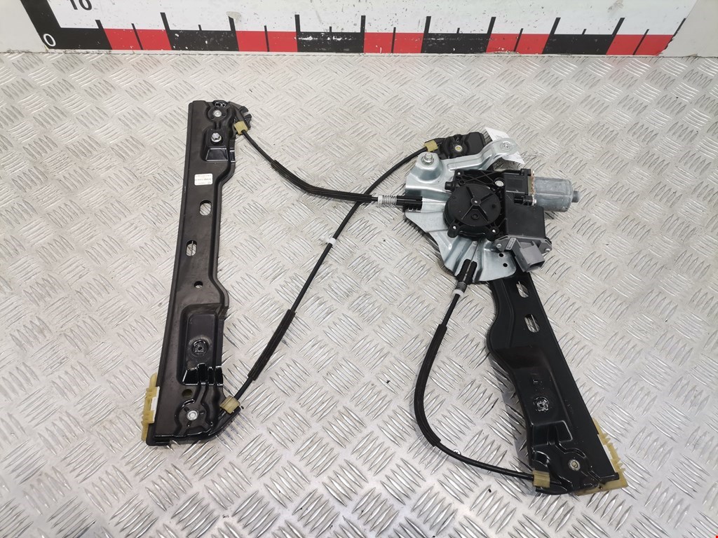 Стеклоподъемник электрический двери передней левой Opel Astra J (2009-2018)