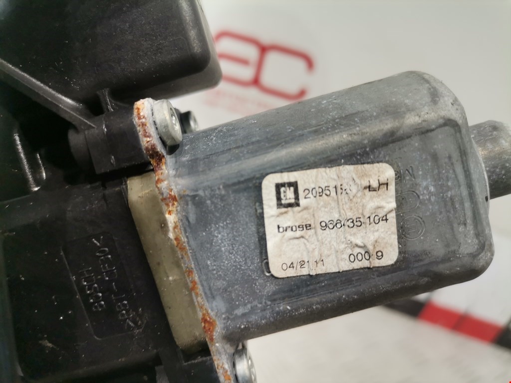 Стеклоподъемник передний левый OPEL Astra J 2009-2017