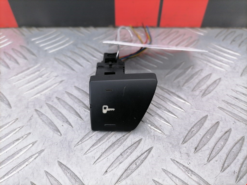 Кнопка центрального замка PEUGEOT 307 2001-2008